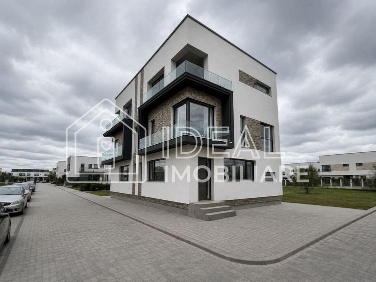 Casă modernă cu cu 4 camere si gradina, în Selimbar
