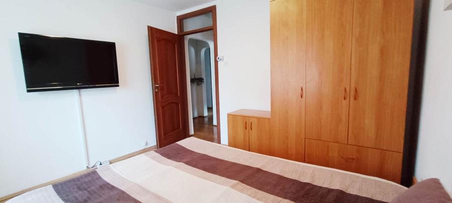 Apartament cu 4 camere in Tractoru-Independentei