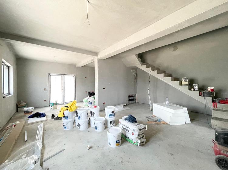 Duplex 4 camere, 118 mp utili, 347mp teren - Mosnita Veche
