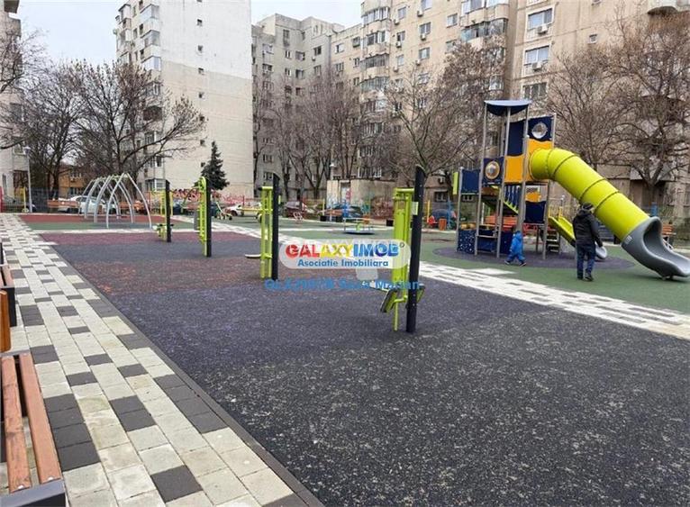 APARTAMENT 4 CAMERE DE INCHIRIAT PANDURI - 16