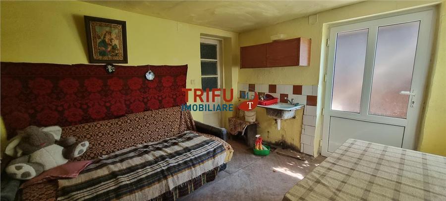Casa de vanzare zona Centru, 1426 mp teren