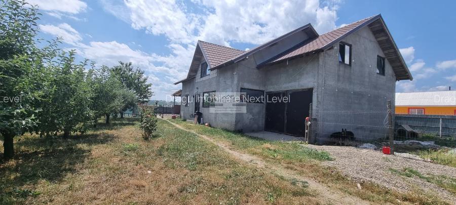 Casa Adjud - Oportunitate Premium: Vilă Individuală P+M