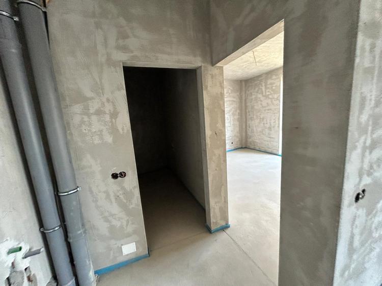 Apartament de 3 camere semifinisat/CF / 72,04 mp, balcon 4,20 mp, zona VIVO