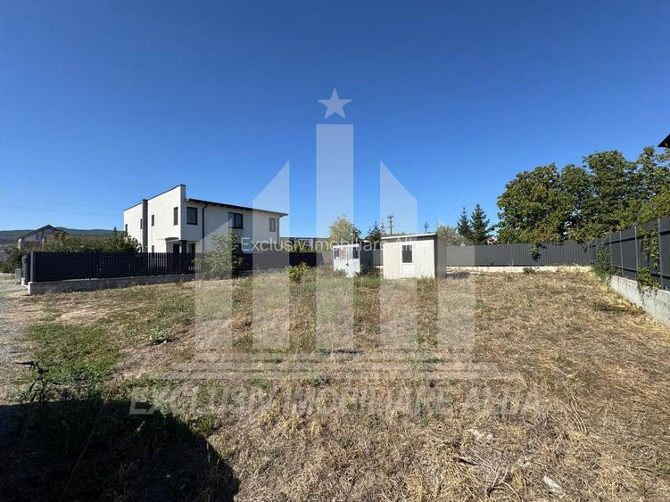 Teren intravilan | 460 mp | 24 ml deschidere | Cetate - 3