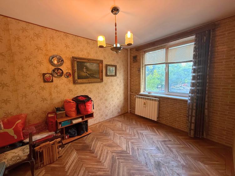 Apartament 3 camere decomandat | Etaj 2 | Str.Covasna | Lângă Școala 108 | 60 mp