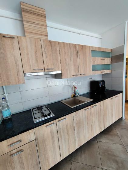 Persoană închiriez apartament 2 camere - 5