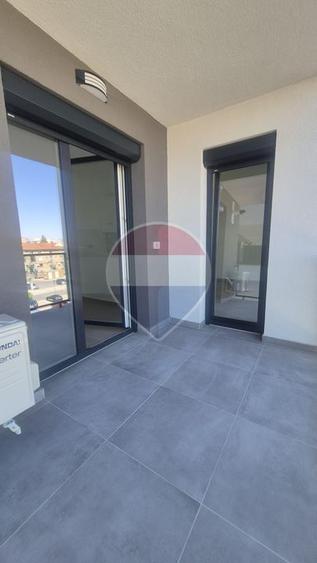 Apartament cu 3 camere,2 bai Adora Park