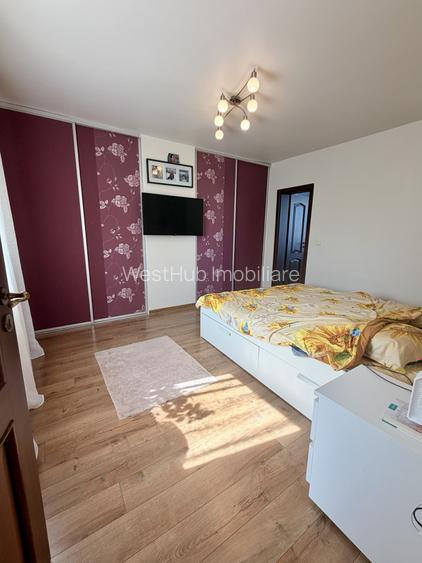 Apartament 4 camere in zona centrala din Giarmata Vii - 4