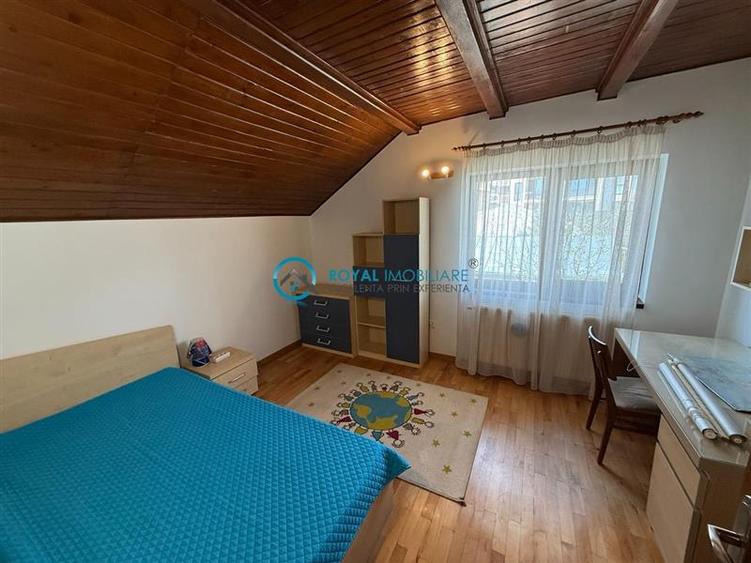 Royal Imobiliare - Vanzare vila zona Cioceanu