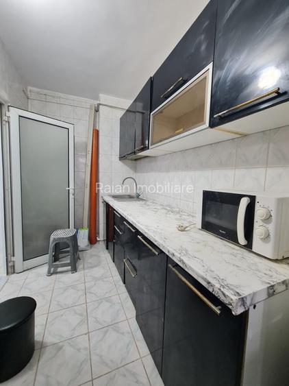 Vanzare apt 3 camere transformat in 2 camere, in Galati, Micro 39A, centrala - 12