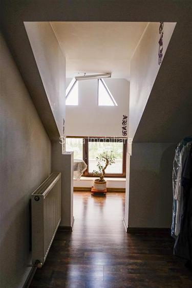 Casa de vanzare  cu teren de 722 mp in Sanmartin - 25