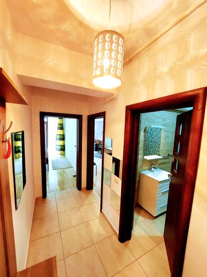 Vanzare 2 camere bloc nou Decebal