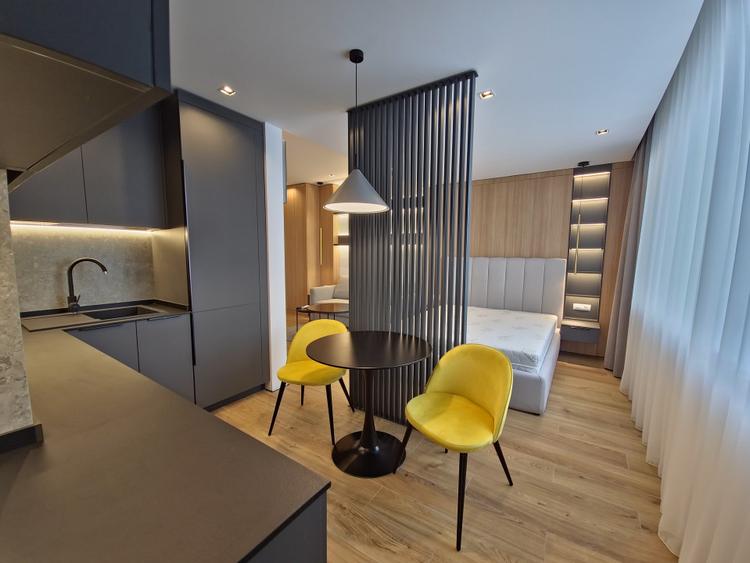 Studio de lux ultramodern centrul Constanței termen lung