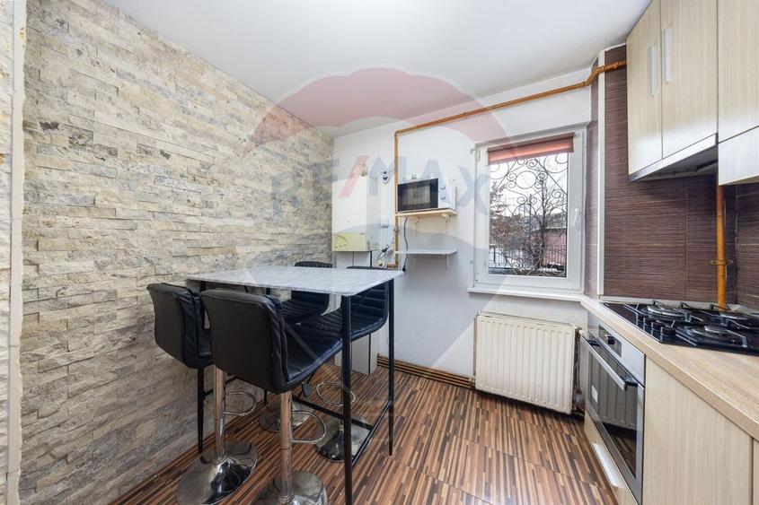 Apartament cu 2 camere, mobilat, utilat - de vânzare în zona Astra