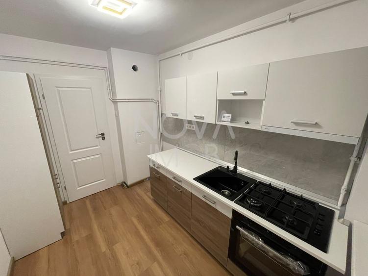 Apartament 3 camere,  prima inchirere - Bulevardul Milea