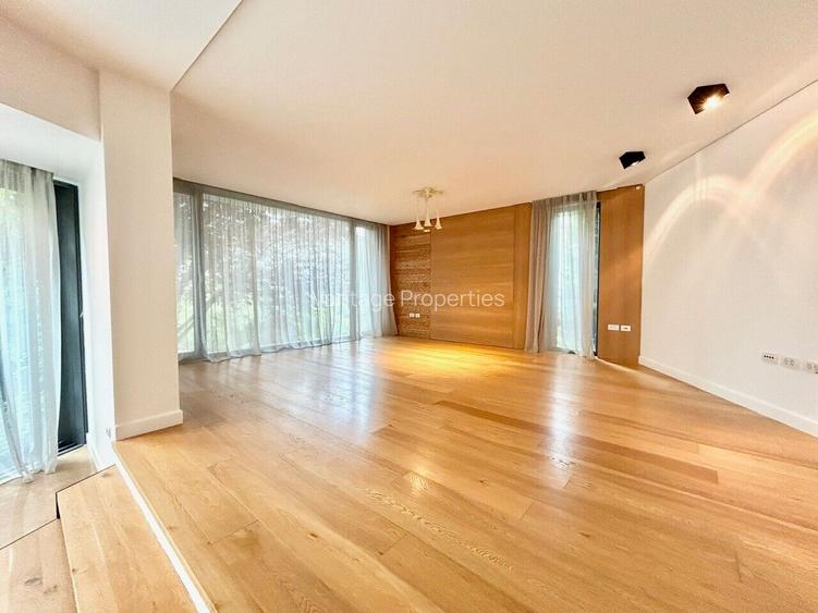 Villa in complex with indoor pool | Iancu Nicolae | British School - 8