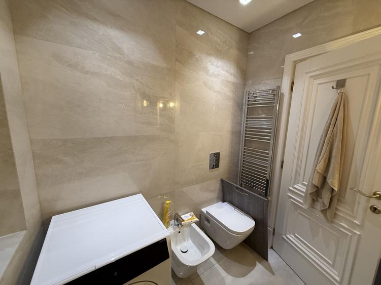 Apartament 3 camere de vânzare | Burdujeni | Complet Mobilat