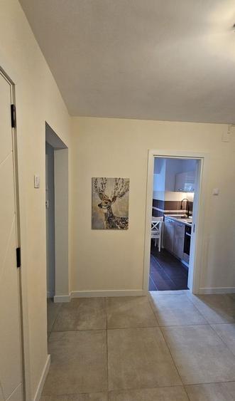 Ap 2 camere Piata Alba Iulia, 62 mp - prima închiriere. 2 aparate AC. 62mp