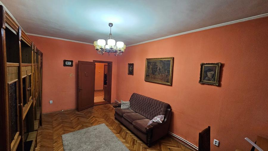 DEMOCRATIEI-Value Center-casa 259 mp , ter 532mp - 235000 euro