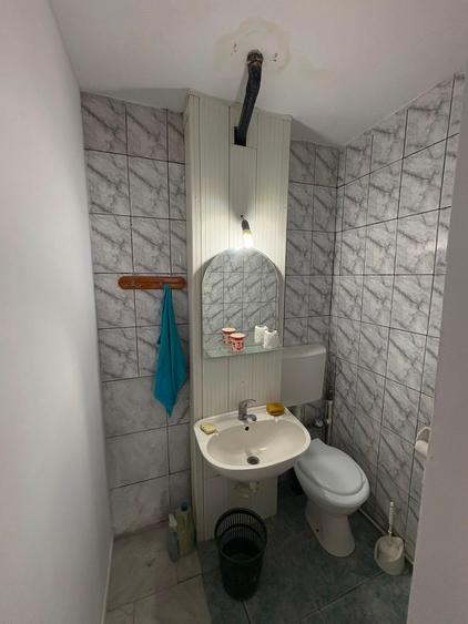 Spatiu comercial de inchiriat - 100 mp - Sud