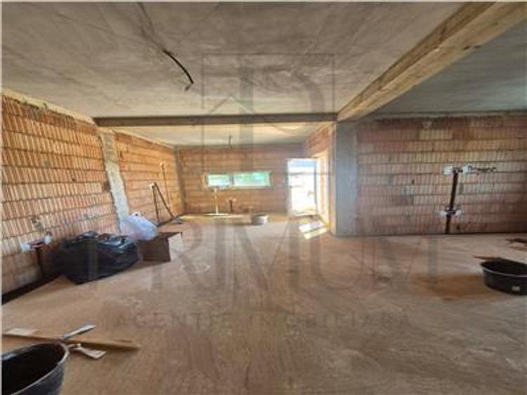 Moșnița Nouă, Duplex cu 3 dormitoare și 374 mp teren, La 100