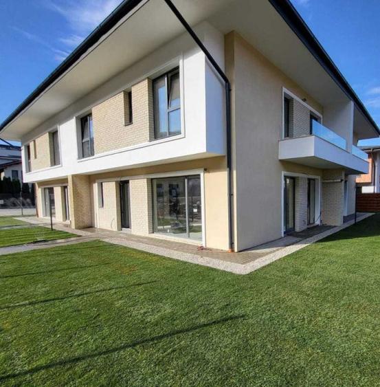 Casa tip Cvadruplex 120 mp ,Zona Sub Cetate