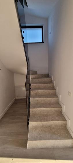 Vilă NOUĂ | Curte 400 mp | Mansardă pe placă | Lângă Parc Ghidigeni