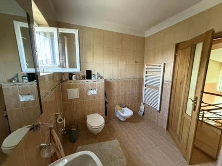 Casă individuală de vânzare -322 mp, 6 camere, Alba Iulia, ZONĂ EXCLUSIVISTĂ