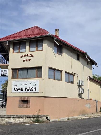 Vila cu 3 apartam., spalatorie, teren 316 mp, Fedelesoiu, Daesti, Rm. Valcea