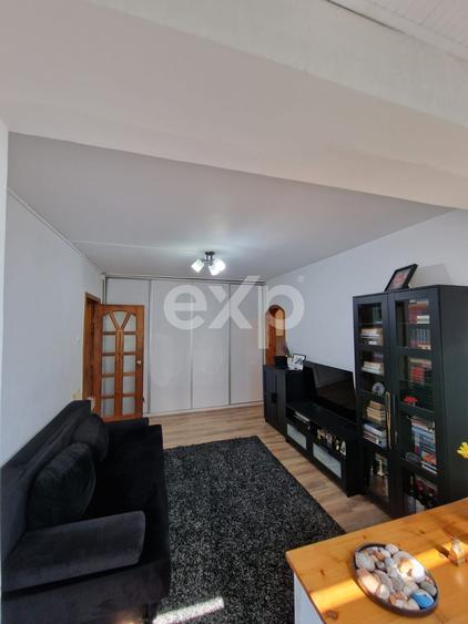 Apartament 3 camere de vânzare – Micro 6, Str. Moldovei