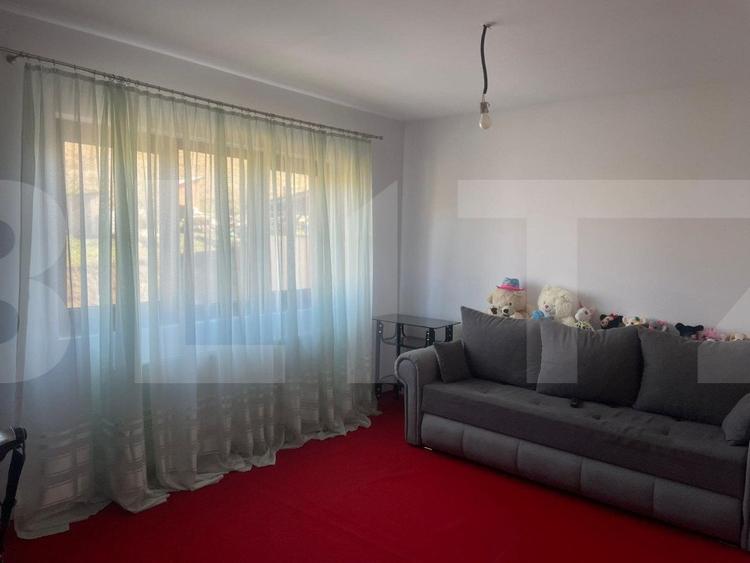 Casa cu 4 camere, 600 mp de teren, Campenesti