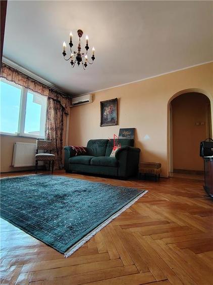 Apartament 3 camere zona Calea Grivitei Podul Grand