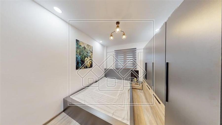 Apartament 80 mp, 2 bai, 2 balcoane - Zona Centrala - prima inchiriere