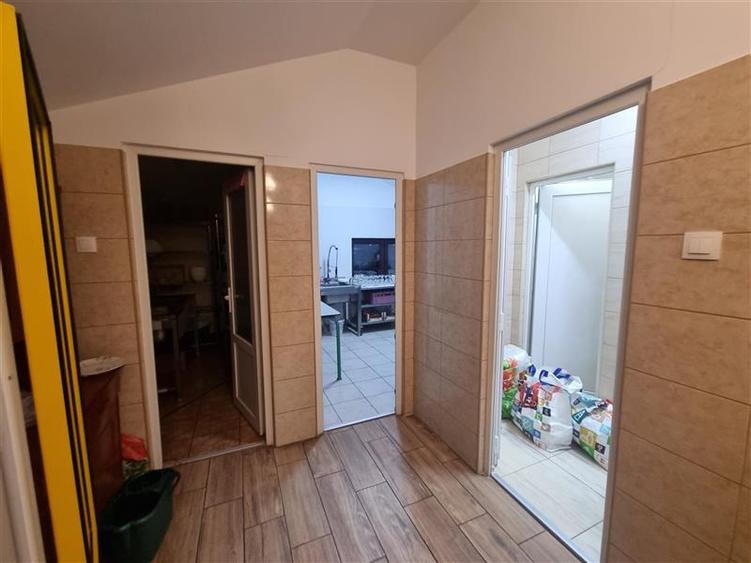 De inchiriat spatiu comercial 200 mp , Sancraiul de mures, Mures