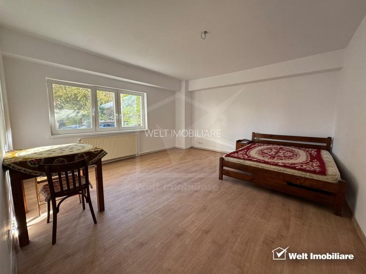 Apartament cu 2 camere, decomandat, nemobilat, 60 mp