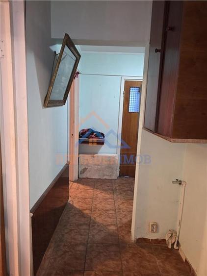 Vanzare 3 camere Trapezului -Ozana 70mp