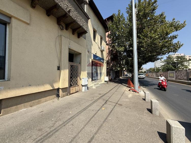 De vanzare | Garsoniera 27 mp, centrala proprie | Eroii Revolutiei