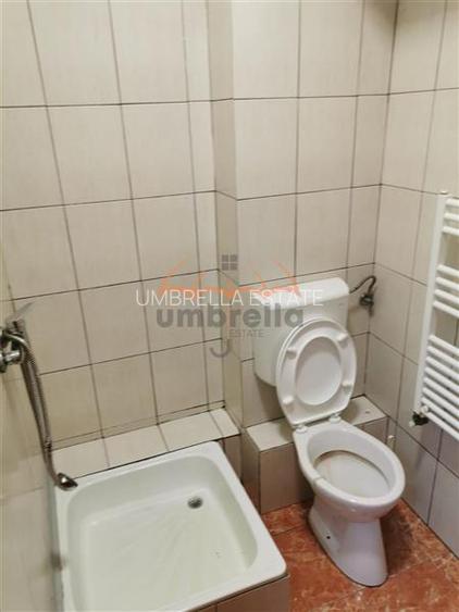 DE INCHIRIAT garsoniera , zona Plopilor Manastur, 18 mp, 195 euro - 6