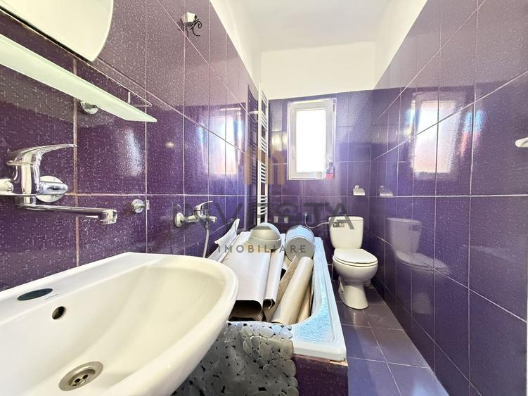Casa cu 4 camere de inchiriat cu 2 locuri de parcare, zona 7 Strazi