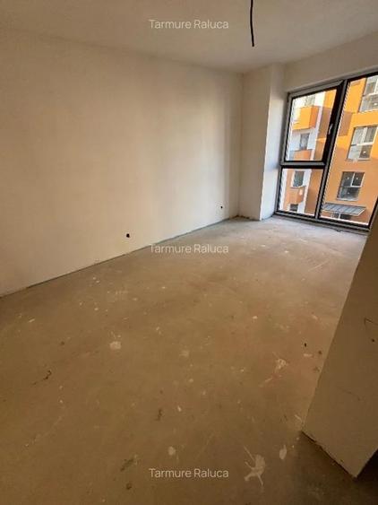 2 camere, bloc nou, Dionisie Roman, Intre Lacuri