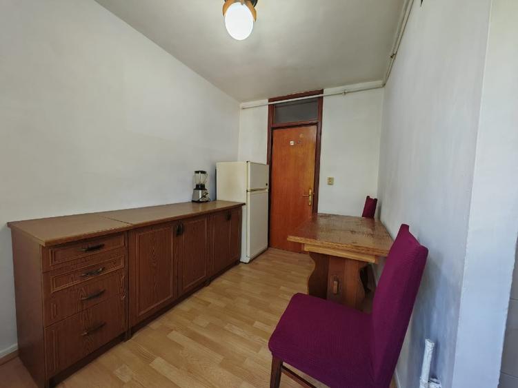 Proprietar inchiriez ap 2 camere central