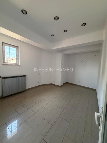Piata Romana, cladire birouri 2004, 6 camere nemobilate, etaj 4+5/5, fara lift - 6