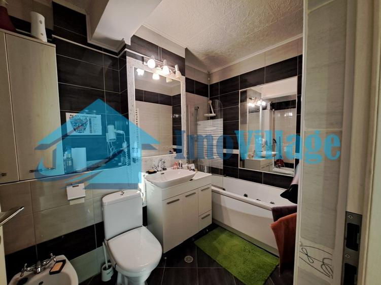 Vand apartament 2 camere, str. Voinicenilor, Tg. Mures