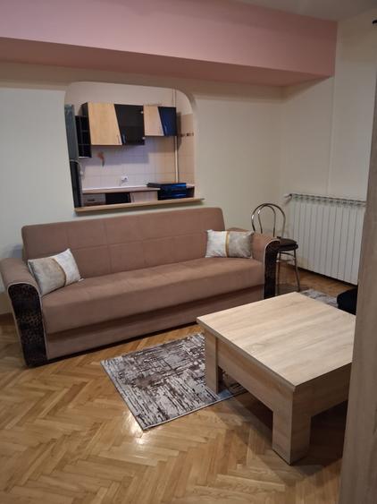 Aprtament 2 camere mobilat si utilat.
