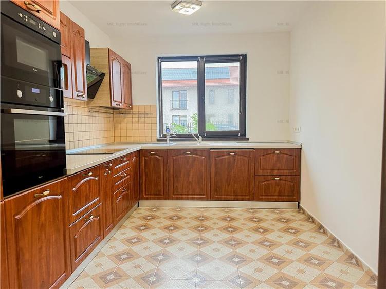 Casa | 4 camere | Pet friendly | curte proprie | Ghimbav