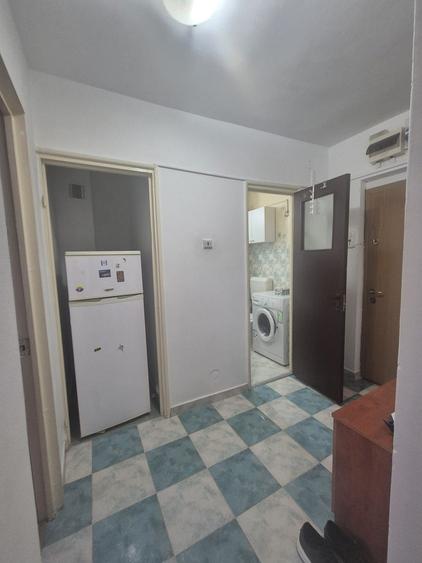 Apartament 2 camere, decomandat 41mp, Zona Baba Novac
