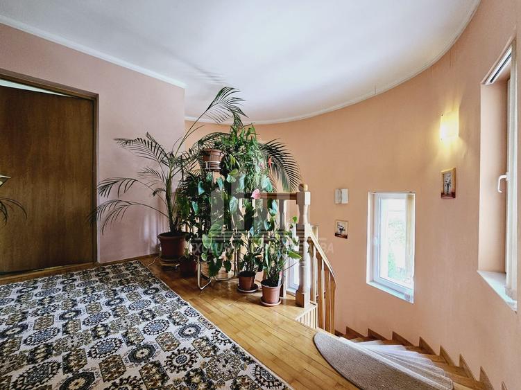 Casa in regim cuplat | 240 mp | 912 mp teren | Mobilata | Lipoveni