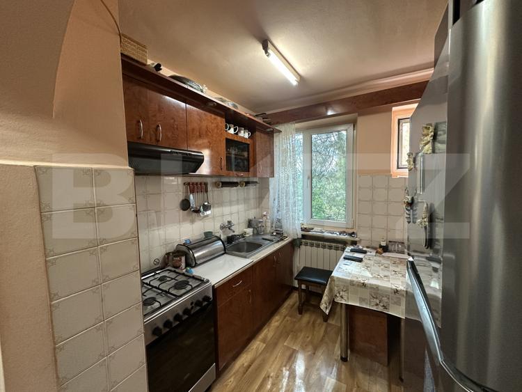 Apartament 3 camere decomandat, 48 mp, zona Botizului