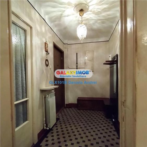 Vanzare: APARTAMENT 4 CAMERE IN VILA, Calea Plevnei, Bucuresti