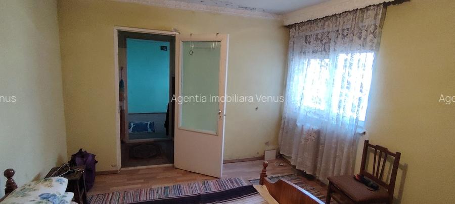 Apartament 2 camere P.Tineretului etaj 3 - 8